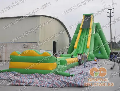 15m tall hippo slide